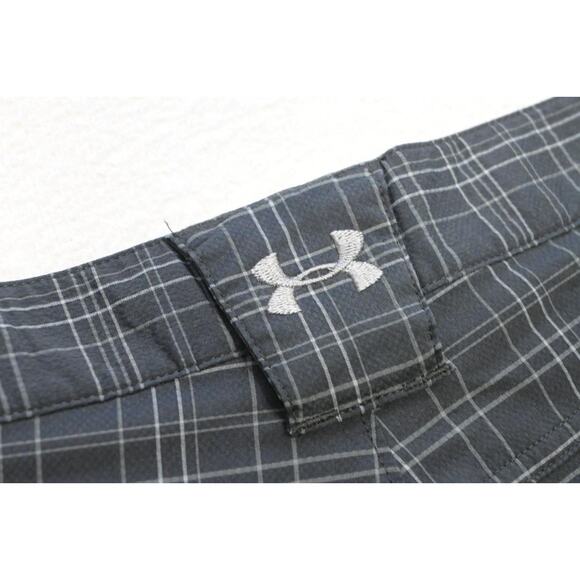 Under Armour Golf Shorts HeatGear Plaid Flat Athletic Poly-Stretch Mens Sz 34 - Picture 1 of 7